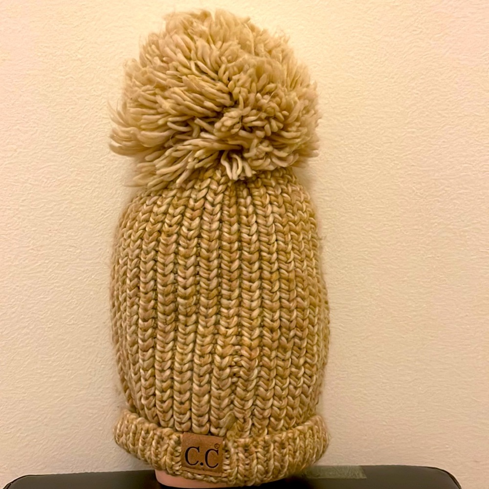 COPY - C.C pom-pom be ready to wear pom-pom beanie - Picture 2 of 3